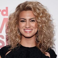 Tori Kelly
