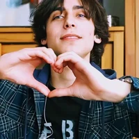 Aidan Gallagher 