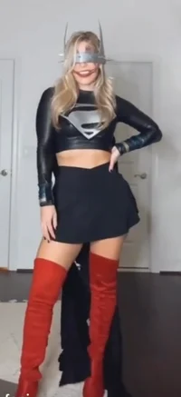 supergirlwholaughs