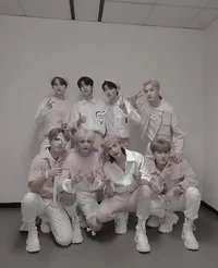 Stray Kids