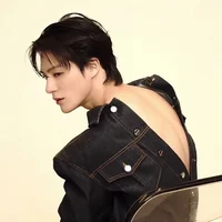 Lee Jeno Ketos
