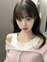 Chat with Wonyoung | character.ai | Personalized AI for every moment of