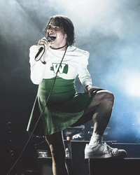 Cheerleader Gerard 