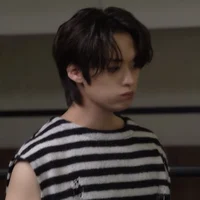 Lee know 