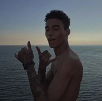 XANDER HAWTHORNE
