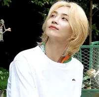 Yoon Jeonghan 