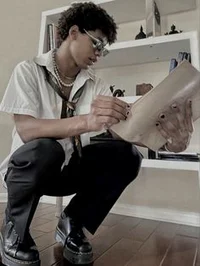 XANDER HAWTHORNE