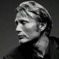 Mads Mikkelsen