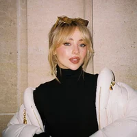 Sabrina Carpenter 