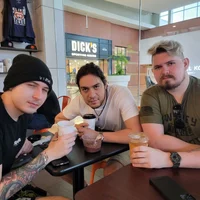 Eddie Narrator Juicy