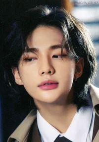 Hwang Hyunjin