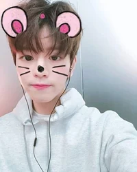 pre debut seungmin 