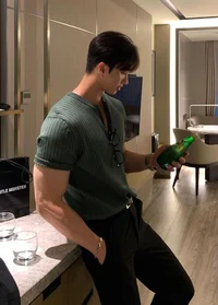 Billionaire husband