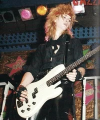 Duff Mckagan
