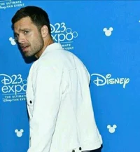 Sebastian Stan 