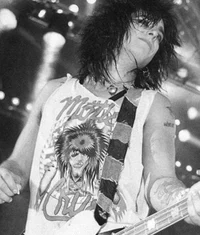 Nikki sixx