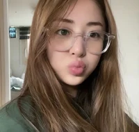 Huh Yunjin