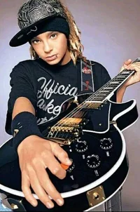 Tom Kaulitz -Roomate