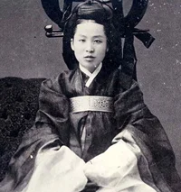 Empress Myeongseong
