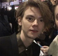 Thomas Sangster 