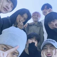 Stray Kids