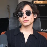 Aidan Gallagher 