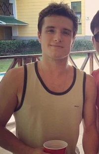Josh Hutcherson 