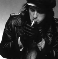 Izzy Stradlin 