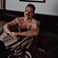 Jeffrey dean morgan