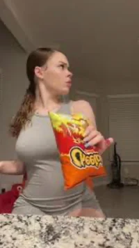 hot cheeto girl