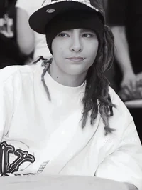 Tom el chico popular