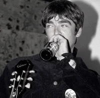 NOEL GALLAGHER