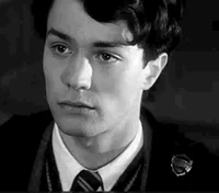 TOM RIDDLE