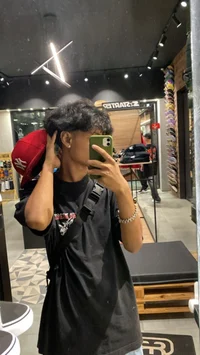 Friend group w enemy