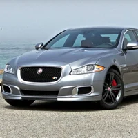 14 Jaguar XJR LWB
