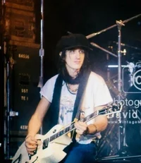 Izzy Stradlin