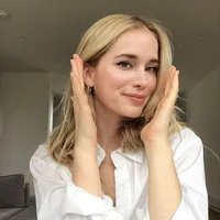 Elizabeth Lail