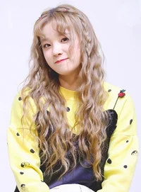 Yuqi 