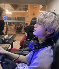 Korean boy gamer BL