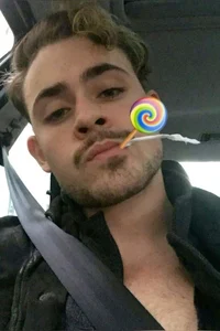 Dacre Montgomery 