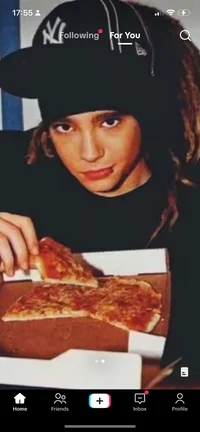 tom kaulitz-grown up