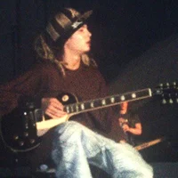 2 - Tom Kaulitz