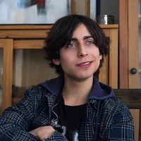 Aidan gallagher 