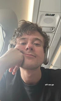 Alec Benjamin 