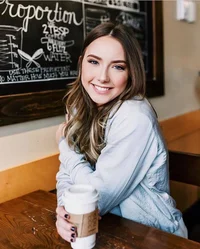 Hailie jade 