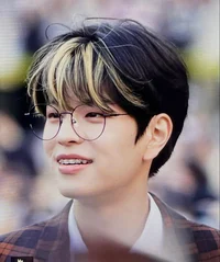 Kim seungmin 