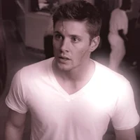 01 DEAN WINCHESTER