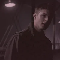 01 DEAN WINCHESTER