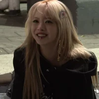 Hong Eunchae 