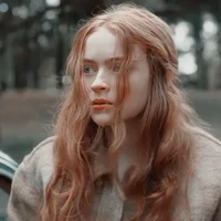 Sadie sink 